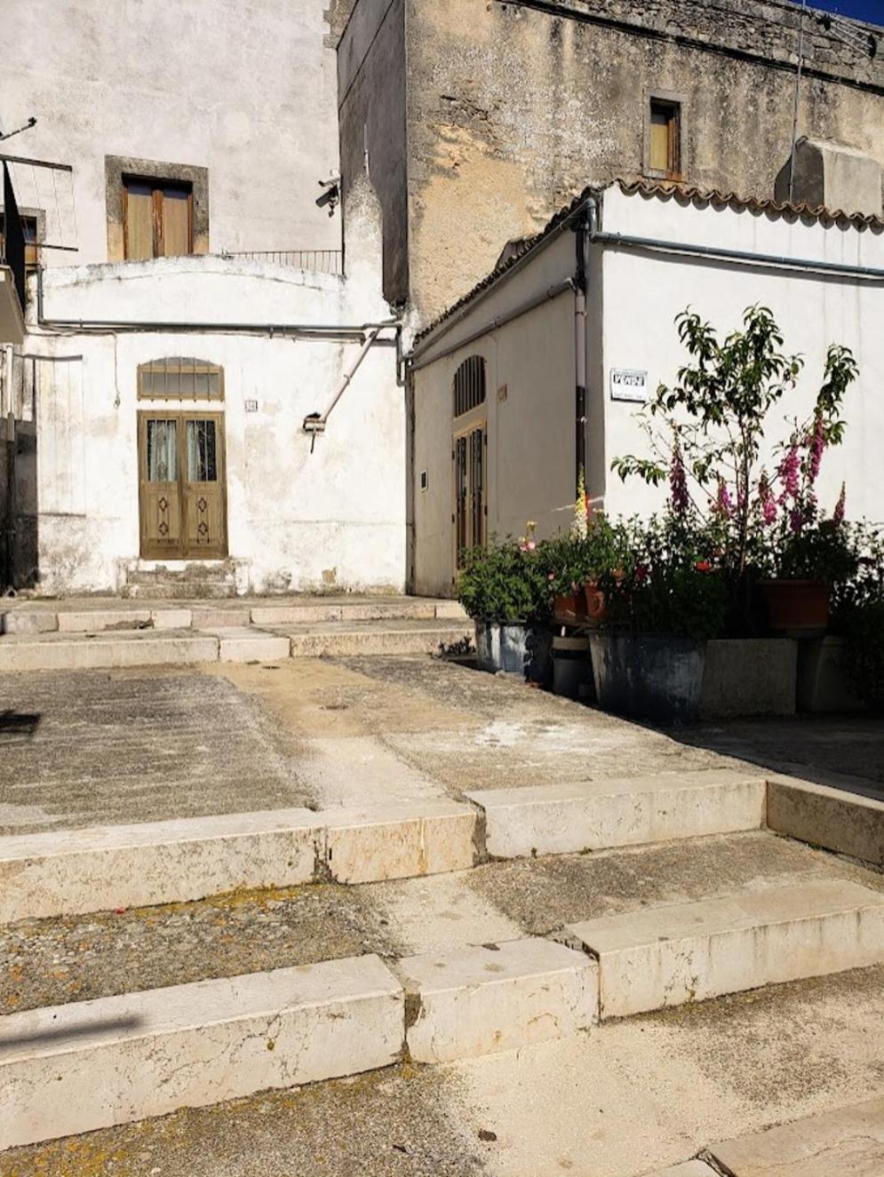 Casa Rione Medievale Villa Monte SantʼAngelo Екстериор снимка