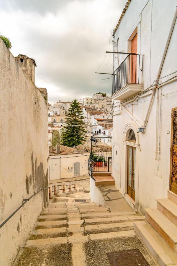 Casa Rione Medievale Villa Monte SantʼAngelo Екстериор снимка